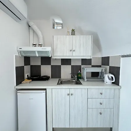 Mini Canava Apartament Emporio (Santorini)